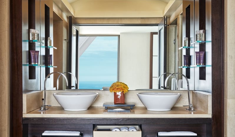 Hotel Arts Barcelona - Executive Sea View Suite Bathroom